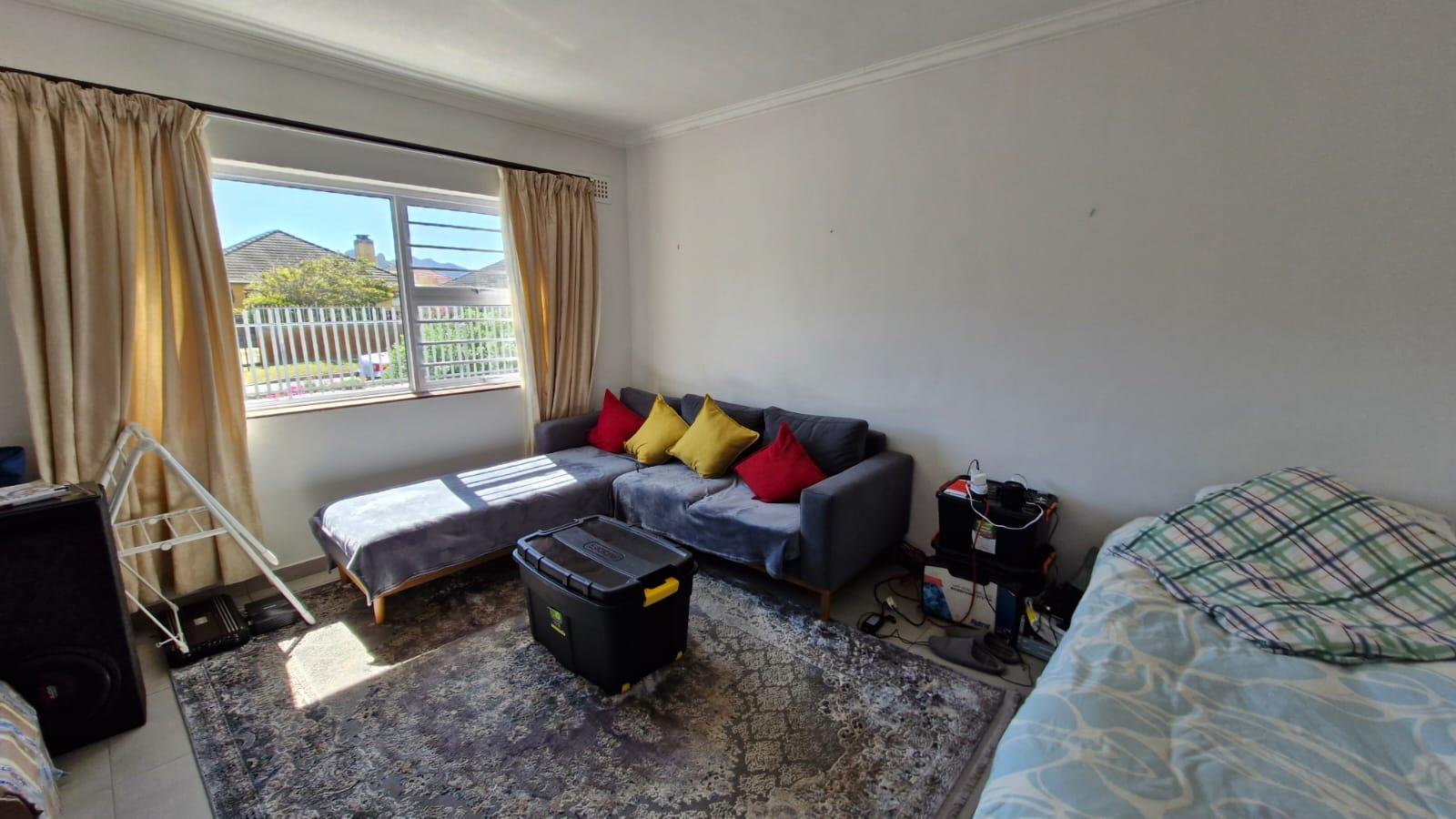 1 Bedroom Property for Sale in Fish Hoek Western Cape